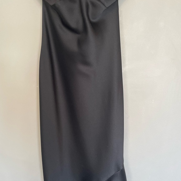 Black Sleeveless Satin Evening Gown size 4 - Picture 8 of 10